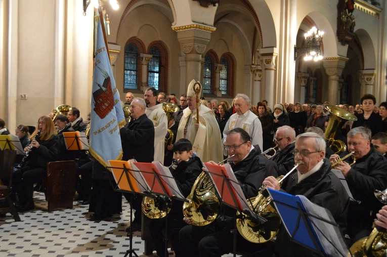 Kolędowanie chórów i orkiestr w Panewnikach
