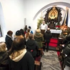 Nabożeństwo w Sanktuarium Matki Bożej Trzykroć Przedziwnej.
