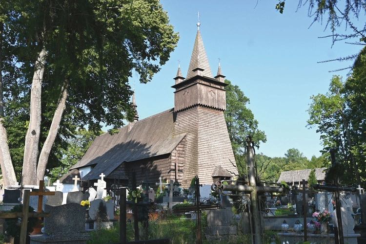 Oczkiem w głowie jego członków jest zabytkowy kościół w Orawce. To perła architektoniczna na pograniczu polsko-słowackim. 