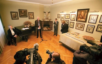 Stworzyli miejsce schronienia dla ponad setki Żydów uciekających z getta. Kluczowym elementem systemu ostrzegania był salonowy fortepian