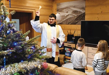 Rodziny na Podhalu zawsze czekają na wizytę duszpasterską i błogosławieństwo kapłana
