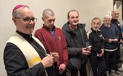 Archidiecezja. Odwiedziny kolędowe u osób bezdomnych