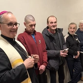 Archidiecezja. Odwiedziny kolędowe u osób bezdomnych