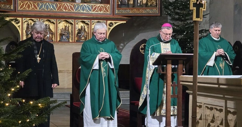 Najpierw pomódlmy się razem