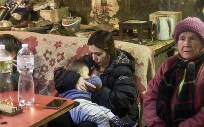 Rosjanie rozmawiają o pokoju, ale nie przestają bombardować ukraińskich miast