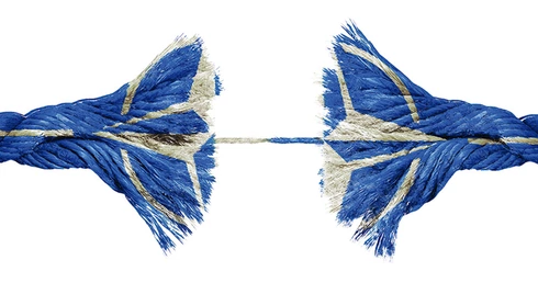 Jak działa natowska zasada „jeden za wszystkich, wszyscy za jednego”… gdy jeden sojusznik walczy z drugim?