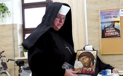 S. Daniela Olszowska, inicjatorka spotkań formacyjnych ze słowem Bożym dla pań. 