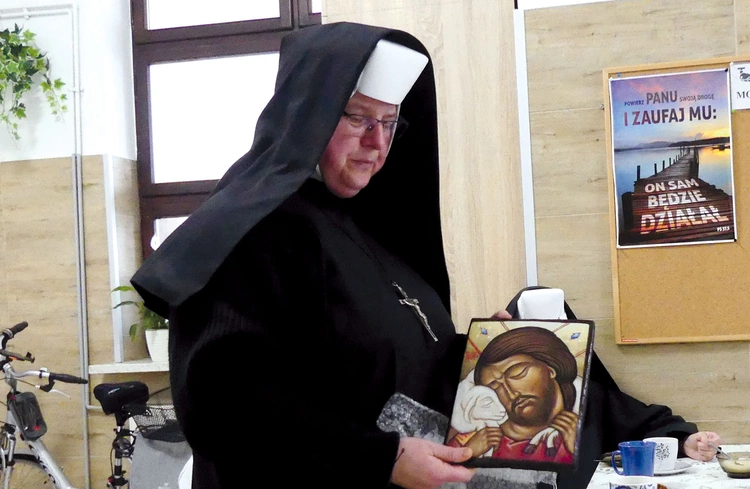 S. Daniela Olszowska, inicjatorka spotkań formacyjnych ze słowem Bożym dla pań. 