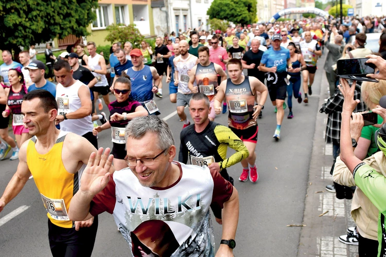 W ubiegłym roku pobiegło 600 osób z całej Polski.  Jak się zapisać? Wejdź na naszą stronę: zgg.gosc.pl.