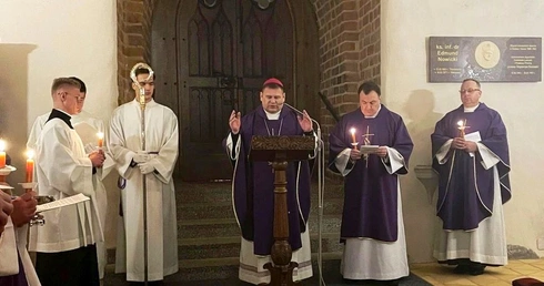 W piątek modlitwa za zmarłych biskupów i rządców naszego Kościoła lokalnego