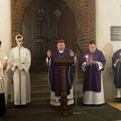 W piątek modlitwa za zmarłych biskupów i rządców naszego Kościoła lokalnego