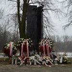 Obchody 20. rocznicy tragedii budowlanej na terenie MTK