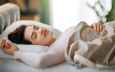 Kalkulator snu w praktyce – jak cykle snu wpływają na poranne samopoczucie?