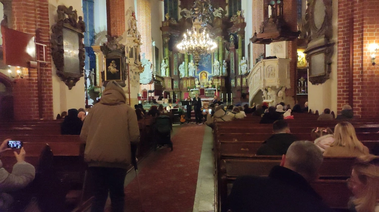 Kolędy z rodzinami zastępczymi