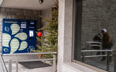 Książkomat dostępny na KUL