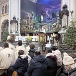 Adoracja żłóbka Liturgicznej Służby Ołtarza