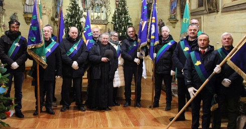 20. rocznica katastrofy w hali MTK. Msza św. w Kluczu