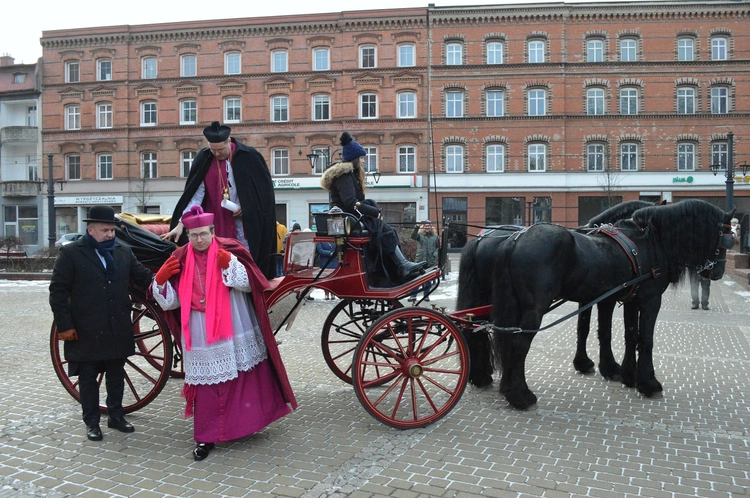 Inscenizacja sakry biskupiej ks. Teodora Kubiny
