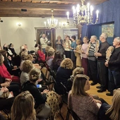 "Aż ochota rękę zbiera wyrżnąć w gębę reżysera"