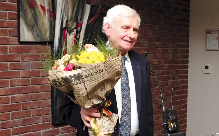 Adam Kisiel zadedykował wyróżnienie wszystkim, z którymi współpracował, ratując życie nienarodzonych dzieci. 