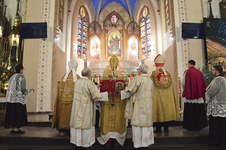 1 lutego odbyła się także inscenizacja święceń biskupich Świętochłowiczanina.