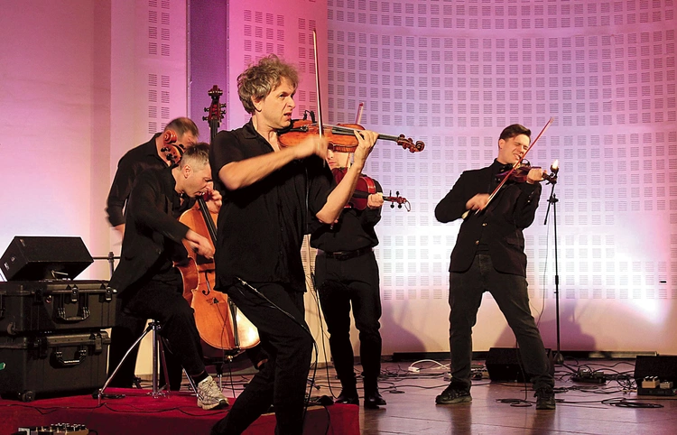 Spotkanie zakończył koncert zespołu Vołosi w Centrum Edukacyjnym im. Jana Pawła II.