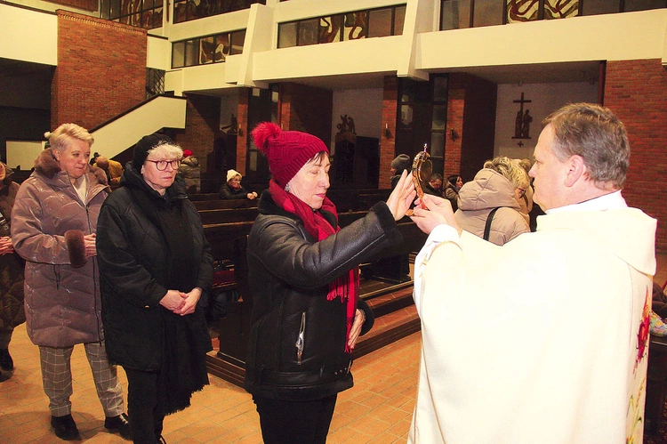 Pracownice opieki zdrowotnej uczciły relikwie św. Urszuli Ledóchowskiej. 