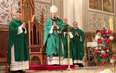 Bp Marek Solarczyk podczas Eucharystii modlił się w intencji diecezjan.