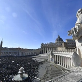 Watykan pozostaje w kontakcie z Bractwem św. Piusa X, aby uniknąć rozłamu