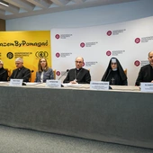 Abp Polak: chcemy stanąć przy wszystkich skrzywdzonych wykorzystaniem seksualnym