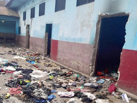 Przemoc, zniszczenia, strach...