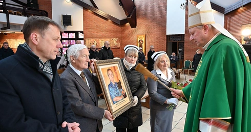 Oddała życie, wcześniej oddała serce - pamięć o dr Oli