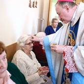 Bp Jeż: Miłość i nadzieja stanowią pierwsze, podstawowe i niezastąpione lekarstwo dla chorego