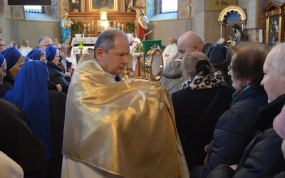 Dzień Chorego 2026. Bp Grzegorz Olszowski celebrował Mszę św. w kaplicy Szpitala Zakonu Bonifratrów pw. Aniołów Stróżów w Katowicach-Bogucicach