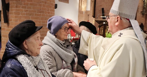 Dam moje cierpienie, dam moją starość