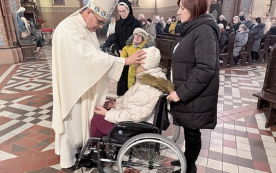 Dzień Chorego 2026. Mszy św. połączonej z udzieleniem sakramentu namaszczenia chorych przewodniczył abp Andrzej Przybylski