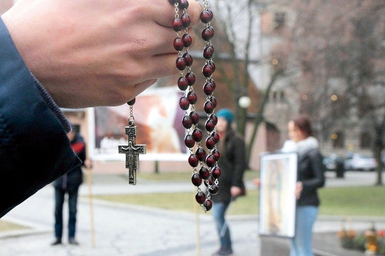 Ten czas  jest dobrą okazją do takiej walki duchowej.  