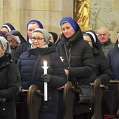 Odnowienie ślubów w czasie Mszy.