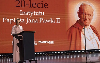  Kurs skłania do powrotu do przesłania Ojca Świętego, by jego dziedzictwo myśli przetrwało dla przyszłych pokoleń. Wpisuje się w 20-lecie instytucji papieskiej.