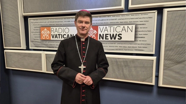 Biskup kijowski: solidarność Polaków to światło w ciemności