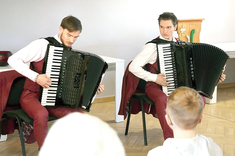 Aleksander i Sergiusz zaprezentowali wyjątkowo różnorodny repertuar utworów. 