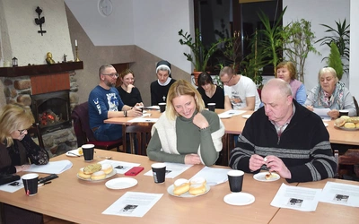 Dobra atmosfera i piękne słowo znajdują zainteresowanych.