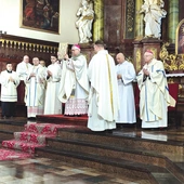 Biskup Siemieniewski jest ordynariuszem diecezji legnickiej od 2021 roku. 