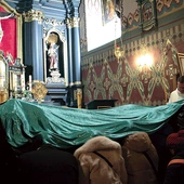 To czas na indywidualną rozmowę z Matką i oddanie Jej ważnych spraw.