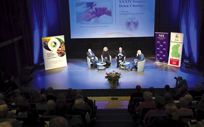 Organizatorem konferencji było Duszpasterstwo Chorych i Służby Zdrowia Diecezji Zielonogórsko-Gorzowskiej, a współorganizatorami: Uniwersytet Zielonogórski, Urząd Marszałkowski Województwa Lubuskiego, Narodowy Fundusz Zdrowia, Regionalne Centrum Animacji Kultury oraz diecezjalna Caritas. Honorowymi patronami byli biskup zielonogórsko-gorzowski Tadeusz Lityński oraz wojewoda lubuski Marek Cebula.