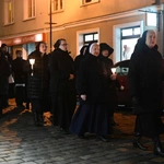 Liturgia stacyjna w Opolu. Procesja do katedry
