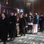 Liturgia stacyjna w Opolu. Procesja do katedry