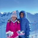 Kym i Carl na Kasprowym Wierchu po raz pierwszy  zobaczyli śnieg 