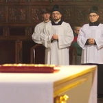 Posypanie głów popiołem