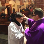 Posypanie głów popiołem